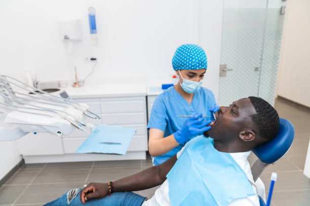 Best Emergency Dental Extractions in Elwood, NY